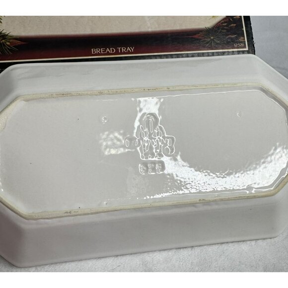 Pfaltzgraff Christmas Heritage Bread Tray with Original Box. Made In Usa - Picture 2 of 7